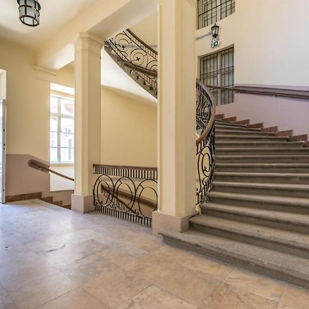 Leda'S Apartment Next To The Danube And Fashion Street بودابست المظهر الخارجي الصورة