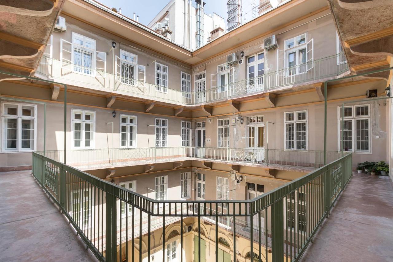 Leda'S Apartment Next To The Danube And Fashion Street بودابست المظهر الخارجي الصورة